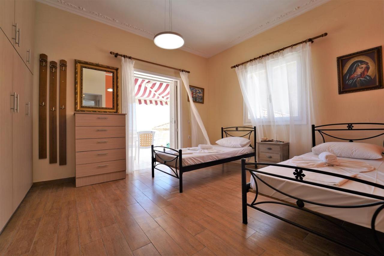 Casa Di Angelo Apartment Parga Ngoại thất bức ảnh
